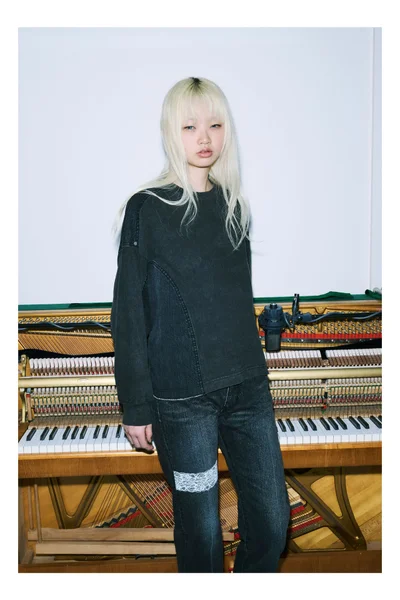 Look 25